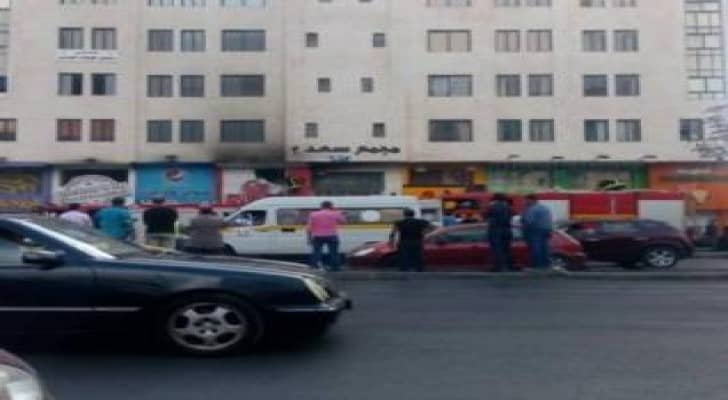 شارع المدينة المنورة: حريق يتسبب بإصابة شخص وأزمة مرورية خانقة
