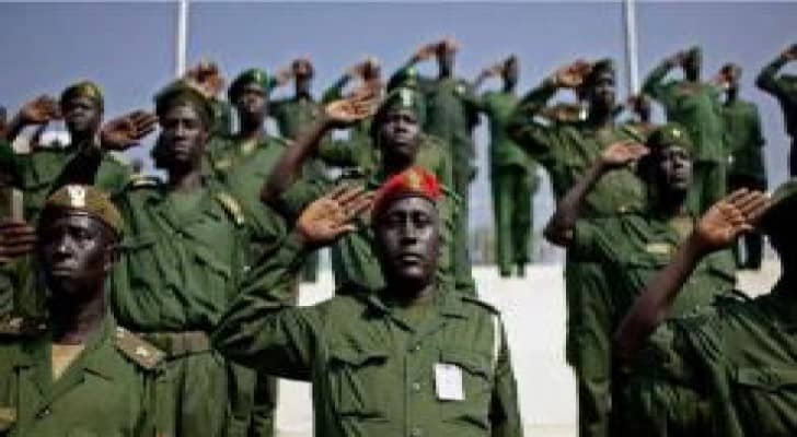 القوة السودانية تستلم مواقعها باليمن