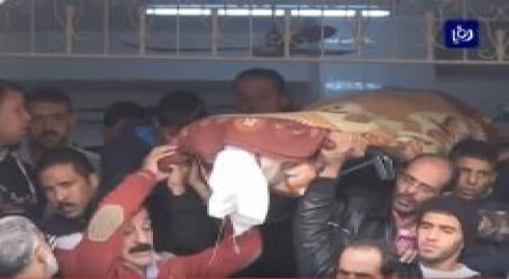 تشيع جثمان الغريق في جبل النزهة إلى مثواه الاخير.. فيديو