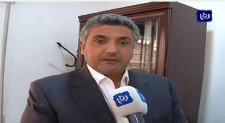المواطنون يبدأون استعدادتهم لفصل الشتاء
