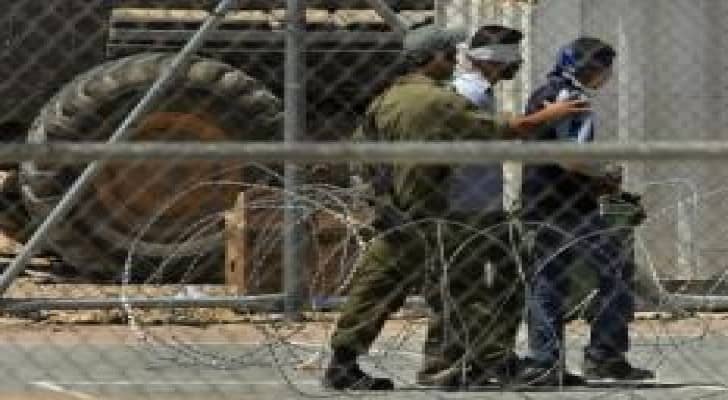 هيئة الاسرى: تحقيقات قاسية وزنازين قذرة وبرد قارص بسجون الإحتلال