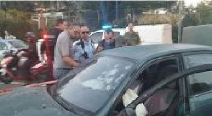 استشهاد فلسطيني ومقتل مستوطن و اصابة 10اخرين في عملية اطلاق نار ودهس قرب عصيون