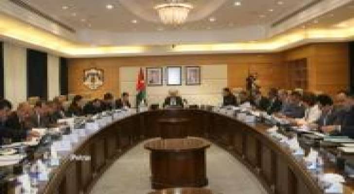 النسور يترأس اجتماعا لمناقشة تحسين بيئة الاعمال في المملكة