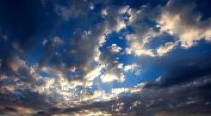 الثلاثاء: أجواء باردة ورياح شرقية نشطة تهب على المملكة