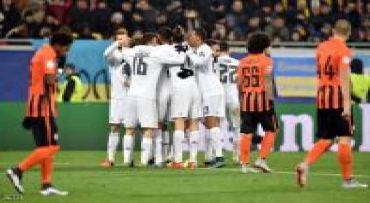 الريال يتجاوز خيبة الكلاسيكو برباعية في شاختار