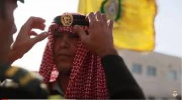 بالفيديو : تحضيرات التشريفات الملكية والحرس الملكي للموكب الأحمر