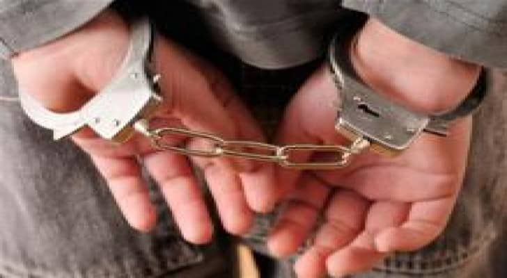 البحث الجنائي يلقي القبض على قاتل ثلاثيني في العقبة