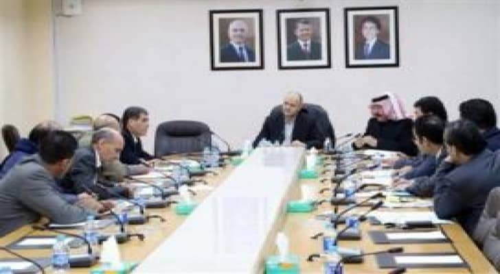 توصية بترشيد نفقات سفر النواب والأعيان