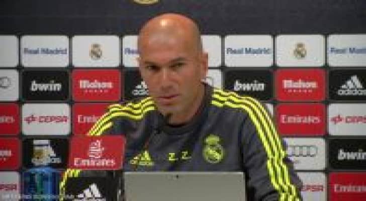 زيدان يفتتح مسيرته مع ريال مدريد بمواجهة ديبورتيفو