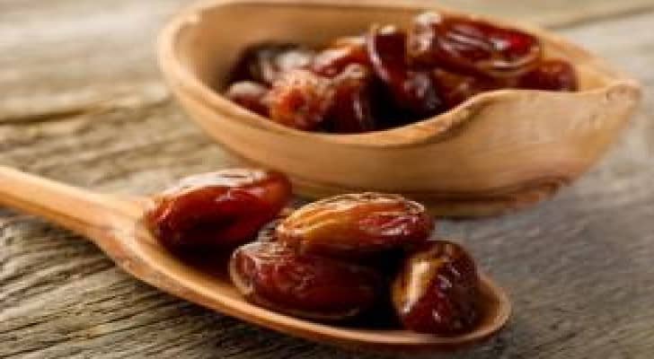 بضع تمرات يوميا تعطيك فوائد كبيرة