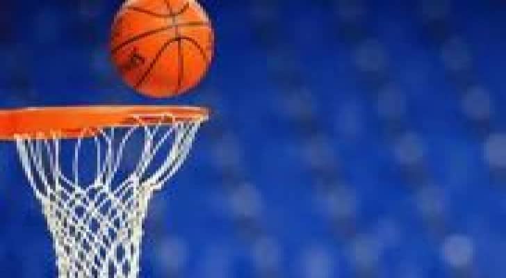 الرياضي والحرية في قمة دوري السلة غدا