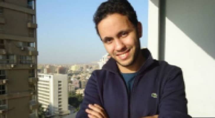 أكثر من 2 مليون دولار يجنيها سنويا شاب مصري من النفايات الإلكترونية