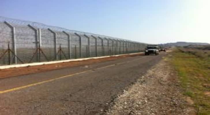 الاحتلال يبدأ بناء جداره الأمني الرابع على حدود الأردن
