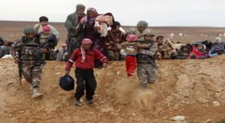 "حرس الحدود" تستقبل 59 لاجئا سوريا
