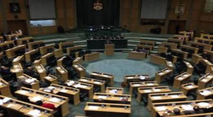 النسور يرفض الاجابة على سؤال حول اجتماع مع شركة "نويل إينرجي"