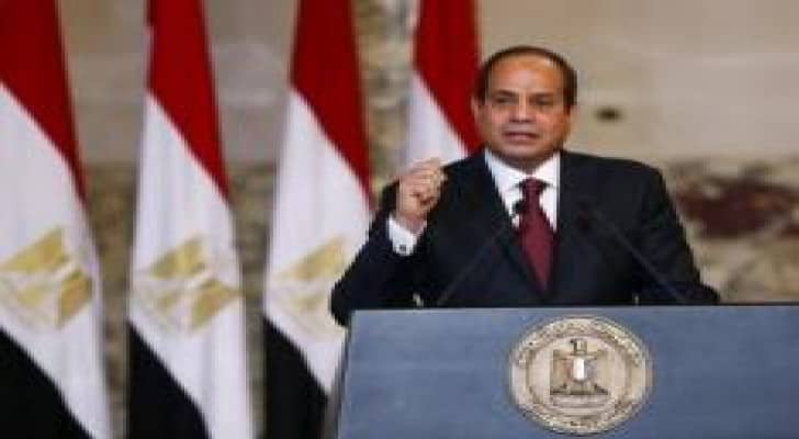 السيسي: مصر تواجه تحديات تثير القلق