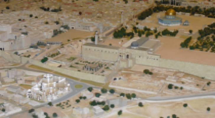 قرية أثرية في القدس المحتلة عمرها 7 آلاف عام
