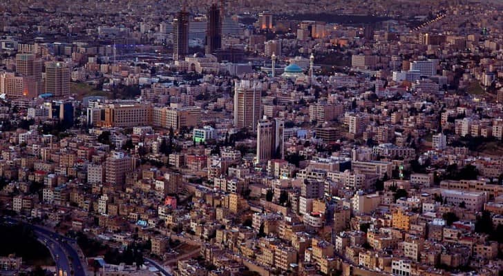طقس الأربعاء: أجواء صيفية معتدلة نهارا ولطيفة ليلا في عموم المناطق