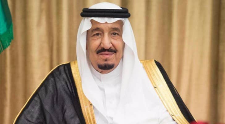 الملك سلمان: نتذكر في رمضان أن العالم كله يشتكي من داء الإرهاب