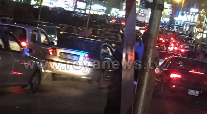 ازمة سير خانقة في شوارع العاصمة عمان .. صور