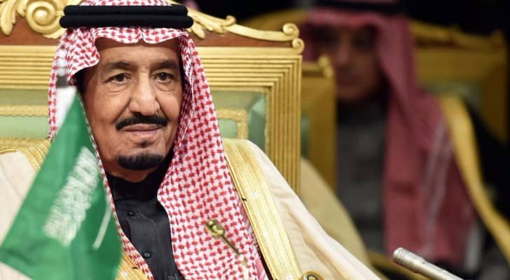الملك سلمان: عازمون على ضرب المتطرفين بـ"يد من حديد"