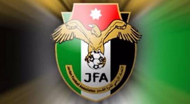 اندية المحترفين تستأنف تدريباتها استعدادا للموسم الكروي