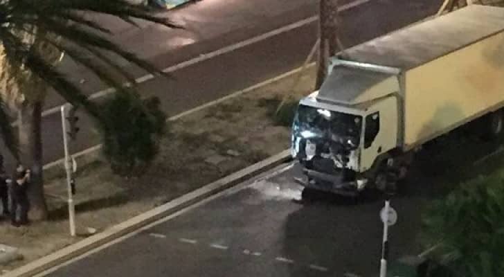 فرنسا: 60 قتيلا وإصابة العشرات بحادث دهس في نيس