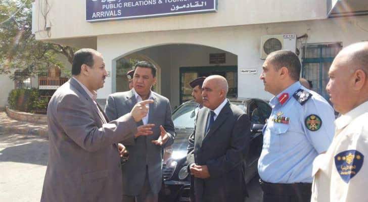 محافظ البلقاء يزور جسر الملك حسين .. صور
