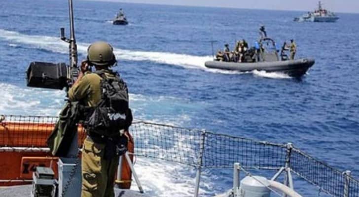الاحتلال يعتقل اربعة صيادين في بحر شمال قطاع غزة
