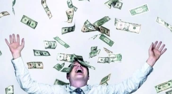 وظائف برواتب تتجاوز 100 ألف دولار