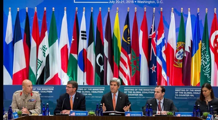 التحالف يعزز التنسيق بعد تحول داعش للإرهاب العالمي