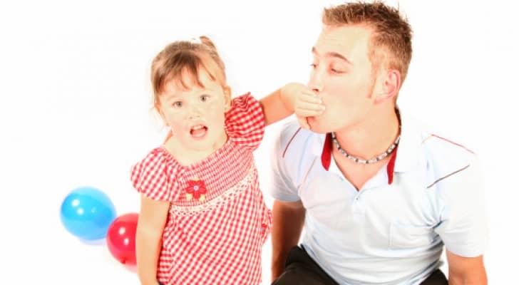 الموت.. الألم.. والطلاق.. 7 أشياء احذر من أن تكذب على طفلك بشأنها