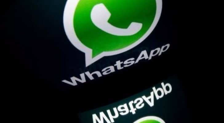 "واتساب" تتقاسم بيانات مستخدميها مع فيسبوك لأهداف تجارية