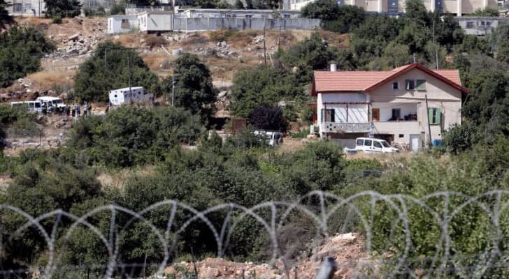 70 مفكرا أمريكيا يطالبون بمقاطعة مستوطنات الضفة
