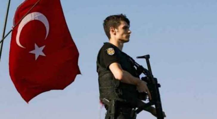تمديد حالة الطوارئ في تركيا 90 يوما