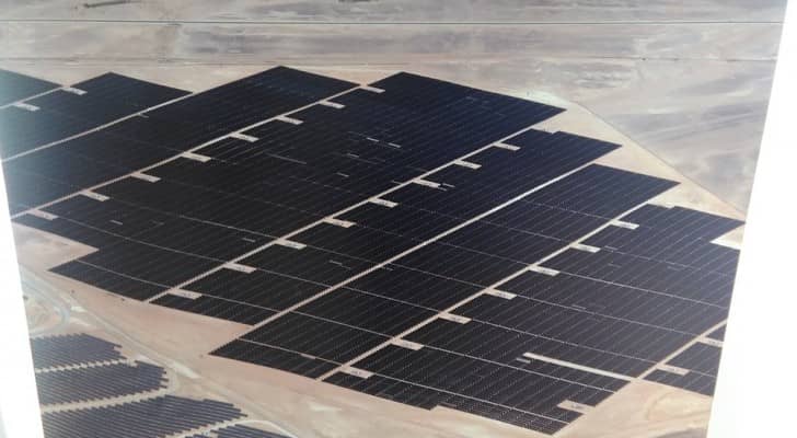الأردن يطلق اكبر مشروع للطاقة الشمسية في المملكة .. صور