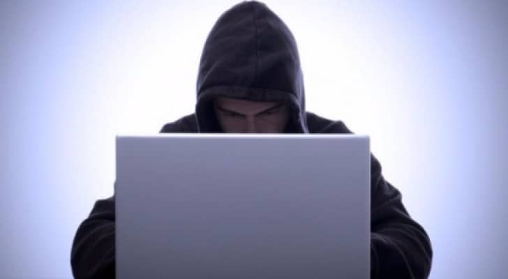 إجراءات جديدة ضد 'متصيدي الإنترنت' في بريطانيا