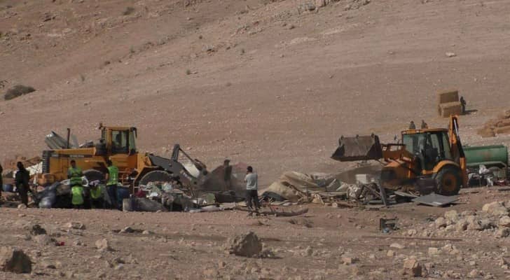 الطريق المؤدية إلى خربة الحديدية في الأغوار الشمالية 