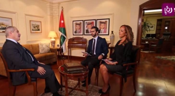 وزير الخارجية ناصر جودة أثناء لقاءه في برنامج حلوه يا دينا