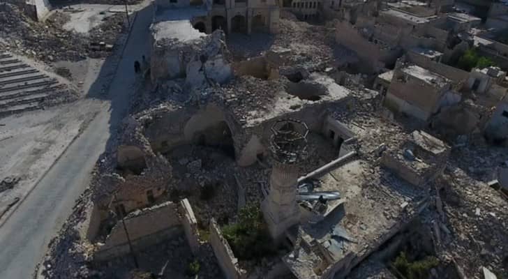 عدة مناطق من حلب تحولت إلى أنقاض