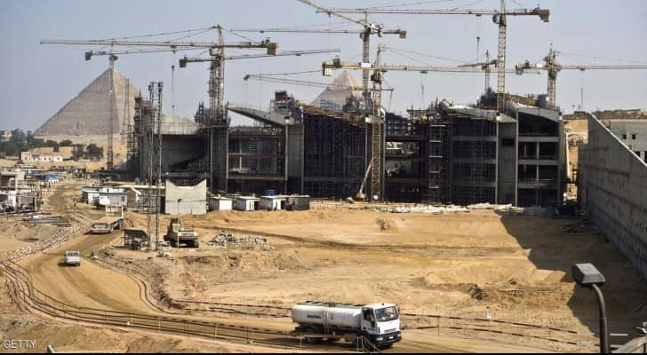 أعمال الإنشاءات في المتحف الكبير - أرشيفية