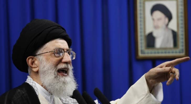 المرشد الأعلى للجمهورية في إيران آية الله علي خامنئي