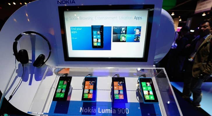 تشير التوقعات إلى أن الهاتف الذكي الجديد يشبه كثيرا هاتف Lumia 930.