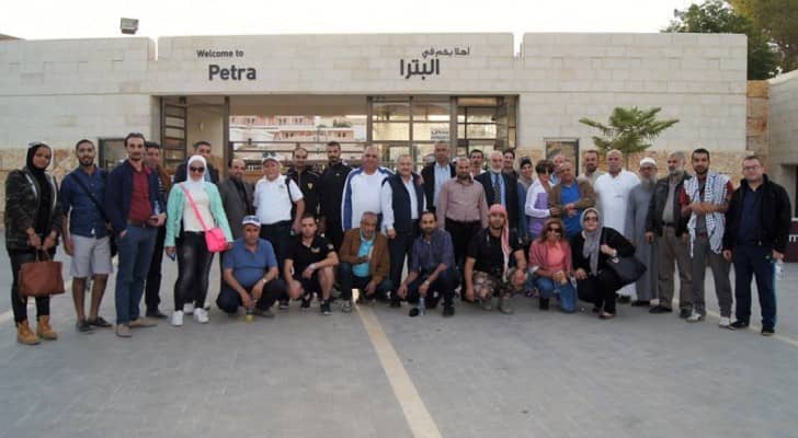 المشاركين في الجولة
