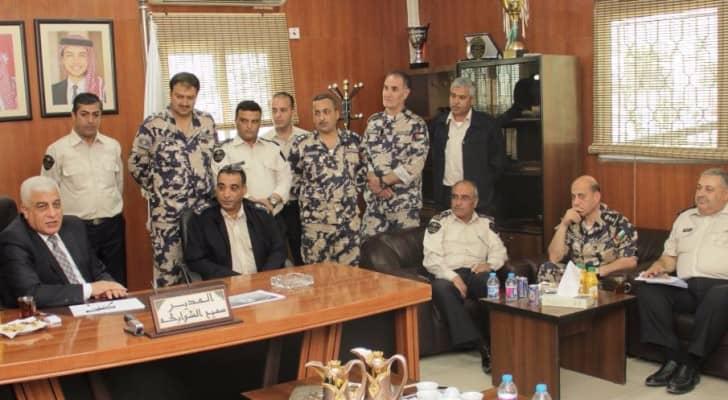 مدير عام الجمارك يتفقد مديرية الترفيق الجمركي