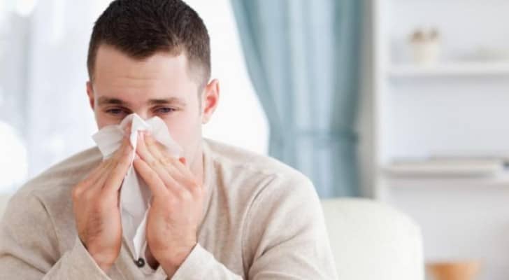 يعتقد البعض أن الإنفلونزا والزكام اسمان لمرض واحد