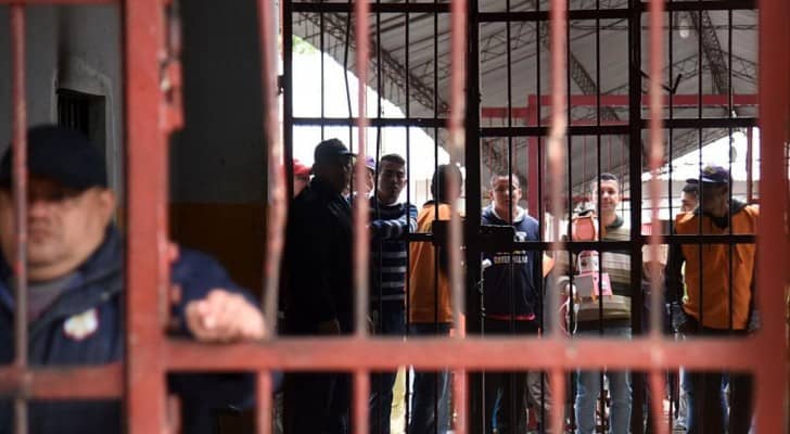 قتل ما لا يقل عن 31 سجينا يوم الجمعة في شمال البرازيل
