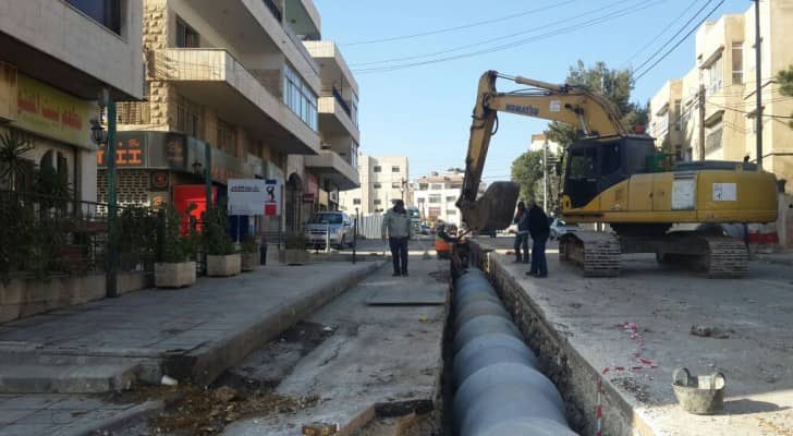 صورة من المرحلة الثالثة لخطوط تصريف مياه أمطار 