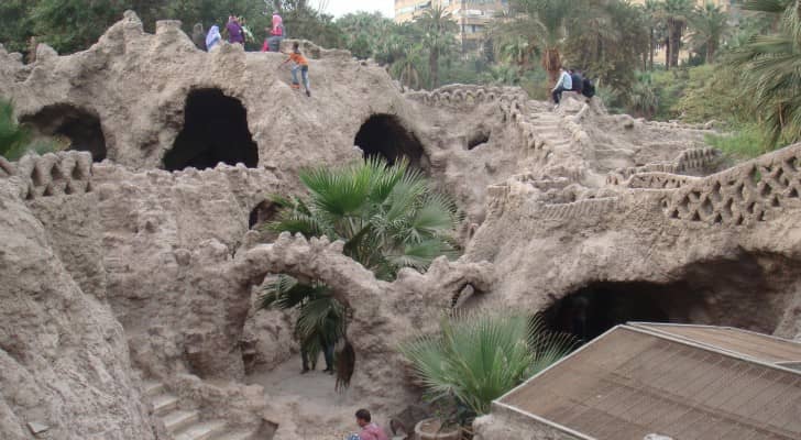 حديقة الأسماك بالزمالك في قلب القاهرة