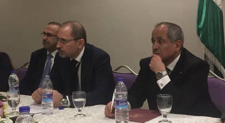 وزير الخارجية وشون المغتربين أيمن الصفدي خلال كلمة له  للمركز الاعلامي